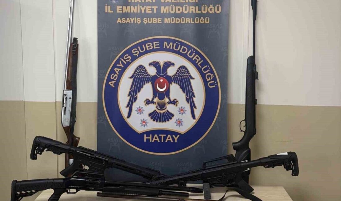 Hatay Emniyet Müdürlüğü ekipleri, sosyal medyada ruhsatsız silah satışı yaptıkları