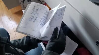 Ağrı ilinde faaliyet gösterdikleri öne sürülen 8 kişi, polis ekiplerinin