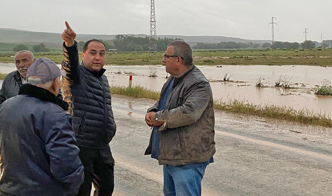 Kırşehir’in Çiçekdağı ilçesinde etkili olan şiddetli sağanak yağışlar, birçok köyde