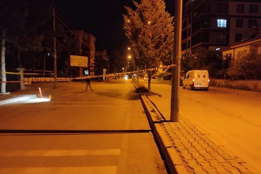 Tavşanlı ilçesinde yaşanan olayda, iki kişi arasındaki anlaşmazlık sonucunda çıkan