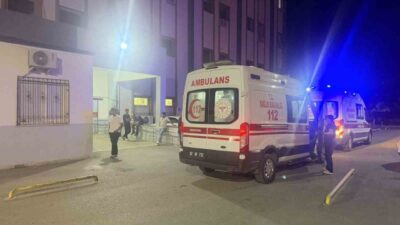 Kahta ilçesinde meydana gelen bıçaklı kavgada 2 kişi yaralandı. Turgut