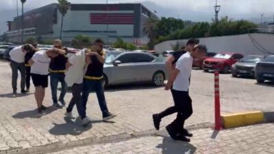 Hatay Emniyet Müdürlüğü ekipleri, aranan şahısların yakalanması amacıyla yürütülen operasyon