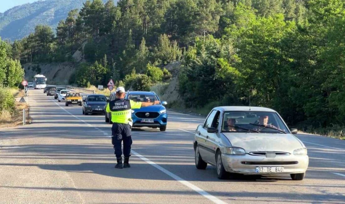 Burdur İl Jandarma Komutanlığı, Isparta-Antalya kara yolunda günlük 18 bin