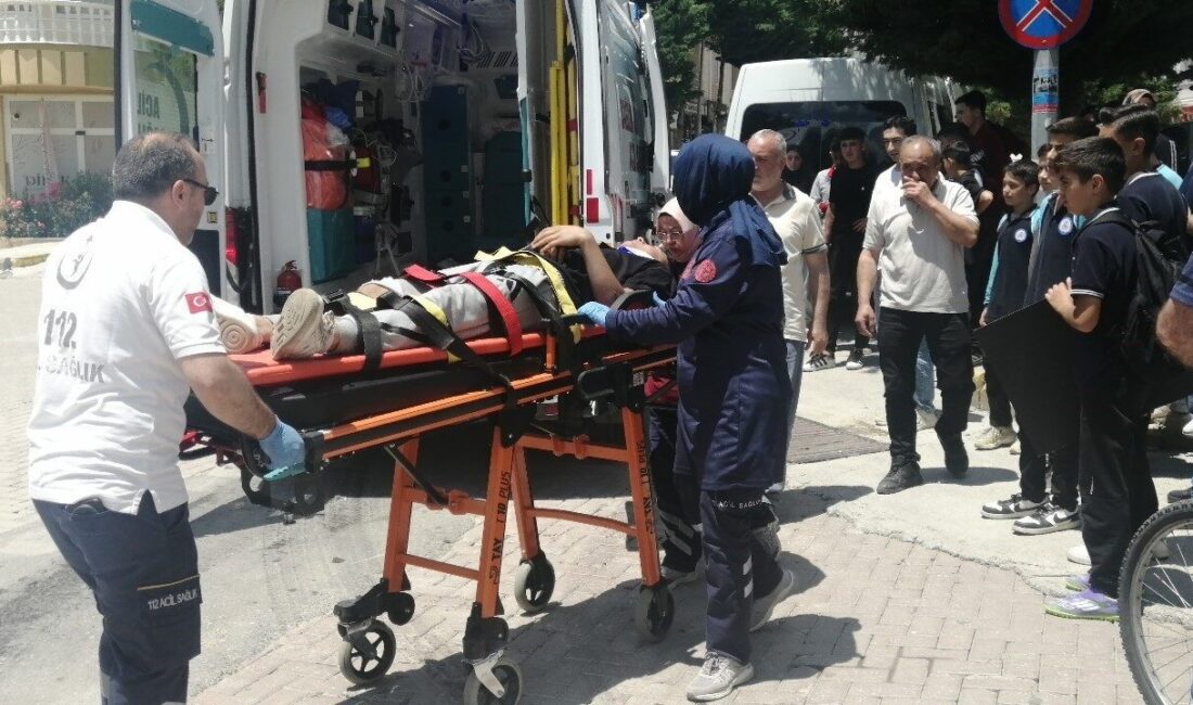 Yalvaç, Isparta ilçesinde meydana gelen trafik kazasında bir kişi yaralandı.