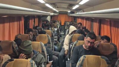 İzmir’in Seferihisar ilçesinde Sahil Güvenlik ekipleri tarafından gerçekleştirilen operasyonda, kara