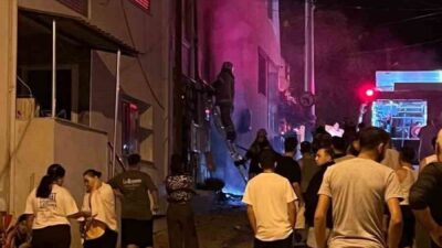 İzmir’de bir otelde meydana gelen ve patlama seslerinin duyulduğu yangın,