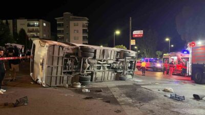 İzmir’in Aliağa ilçesinde meydana gelen trafik kazasında 4 kişi yaralandı.