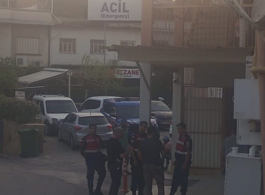 İzmir’in Bayındır ilçesinde meydana gelen bir trafik kazasında 2 kişi