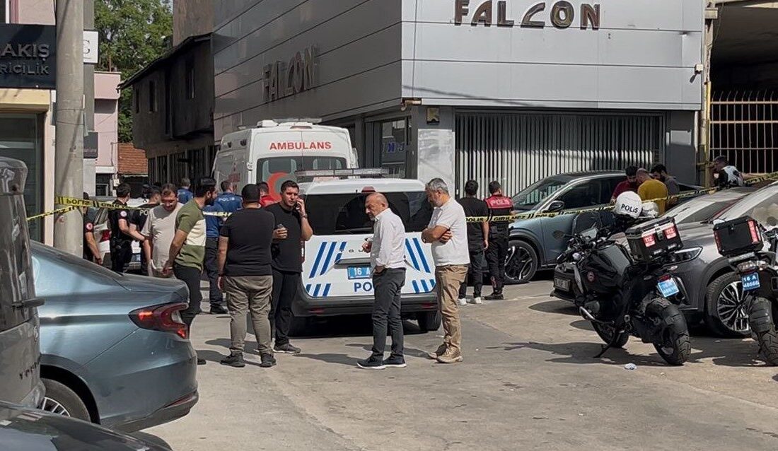 Bursa’da yaşanan kanlı olayda, iddiaya göre alacak verecek meselesi yüzünden