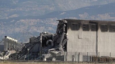 Kahramanmaraş’ta dün akşam çıkan yangın, Erkenez Organize Sanayi Bölgesi’ndeki bir