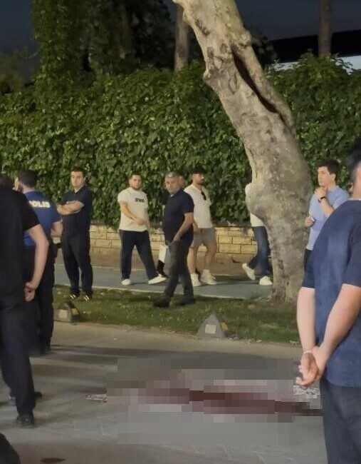 Adapazarı ilçesinde toplu taşıma aracının çarpması sonucu ağır yaralanan ve