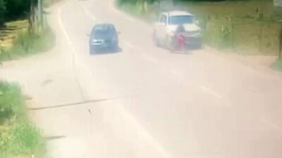 Bursa’nın İnegöl ilçesinde meydana gelen trafik kazasında motosiklet ile kamyonet
