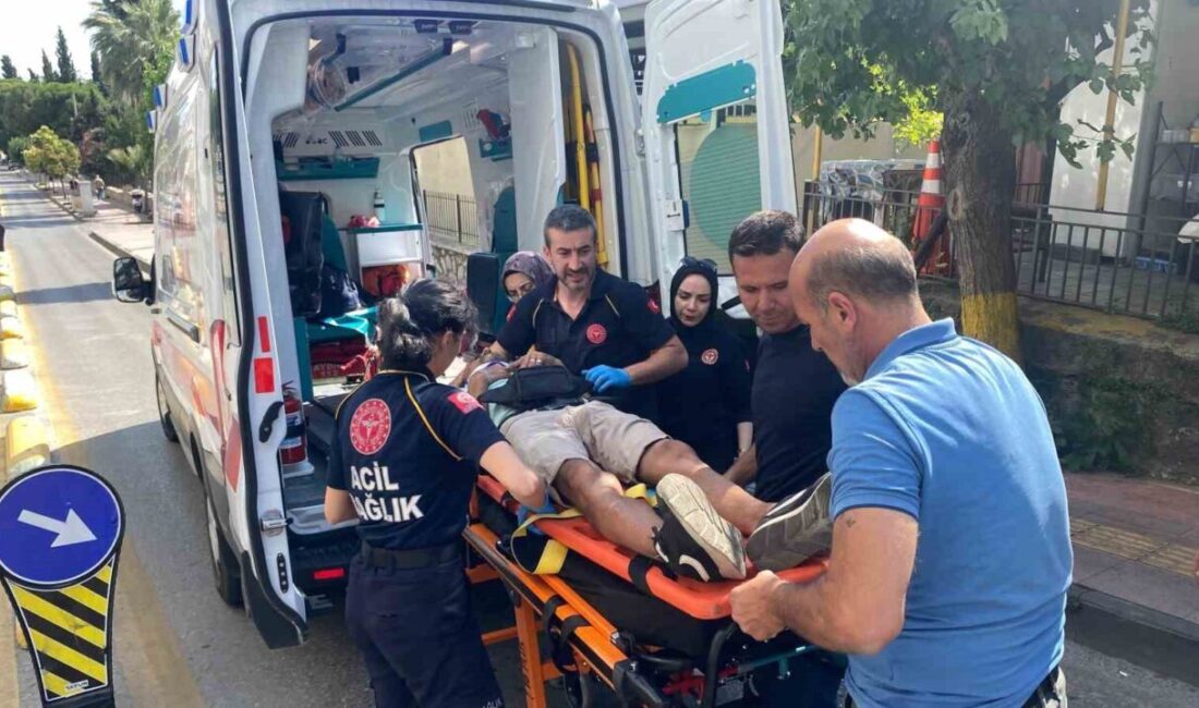 Efeler ilçesinde meydana gelen trafik kazasında kamyonetin yayaya çarpması sonucu