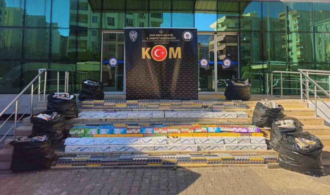 Şanlıurfa’da polis ekipleri tarafından durdurulan bir kamyonetin kasasında, araç lastiklerinin