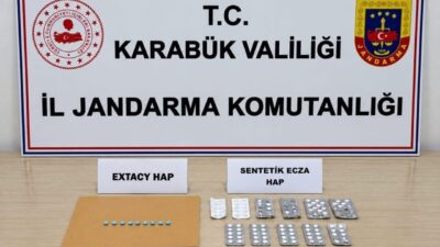 Karabük’te gerçekleştirilen operasyonlarda sentetik uyuşturucu ve ecstasy hap ele geçirilirken,