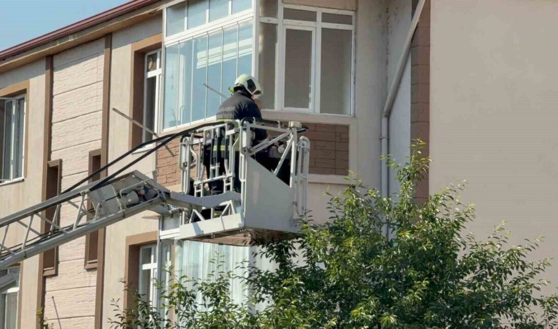 Karabük’te yaşanan olayda, Beşbinevler Cumhuriyet Mahallesi’nde ikamet eden 25 yaşındaki