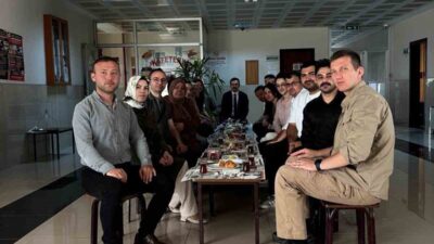 Karacabey Cumhuriyet Başsavcısı Hilmi Kahveci, erken saatte mesaiye başlayan adliye