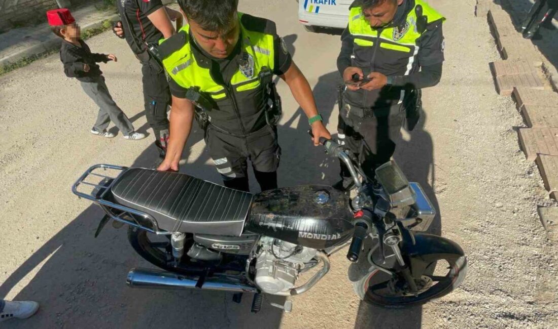 Karaman’da, plakasız bir motosiklet sürücüsüne, “dur” ihtarına uymayarak kaçtığı için