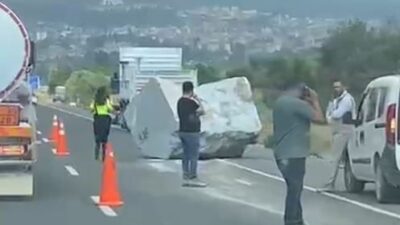Yatağan-Bodrum karayolunda akşam saatlerinde seyir halinde olan bir kamyonun taşıdığı