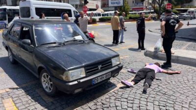 Aydın’ın Efeler ilçesinde bir kadın, yolun karşısına geçmek isterken bir