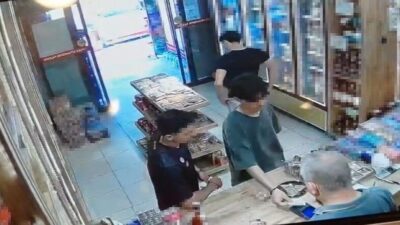 Orhangazi’de, bir vatandaşın kaybettiği kredi kartını bulan 3 genç, kart