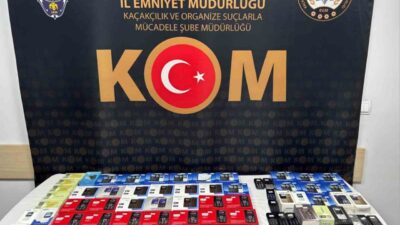 Kastamonu’nun Daday ilçesinde polis ekipleri, bir araçta gerçekleştirdikleri arama sonucunda