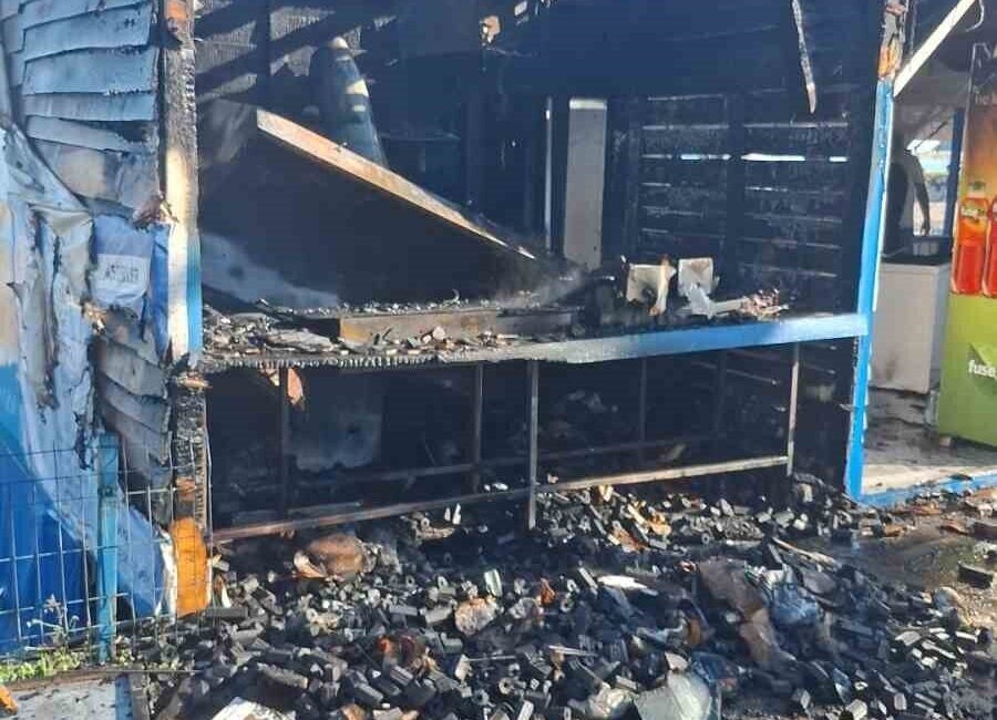 Kastamonu’nun Cide ilçesinde bir kafede çıkan yangın, hızla müdahale edilerek