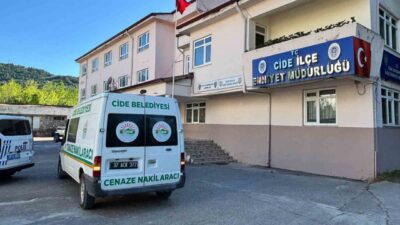 Kastamonu’nun Cide ilçesinde, polis ekipleri tarafından terkedilmiş bir binada bir