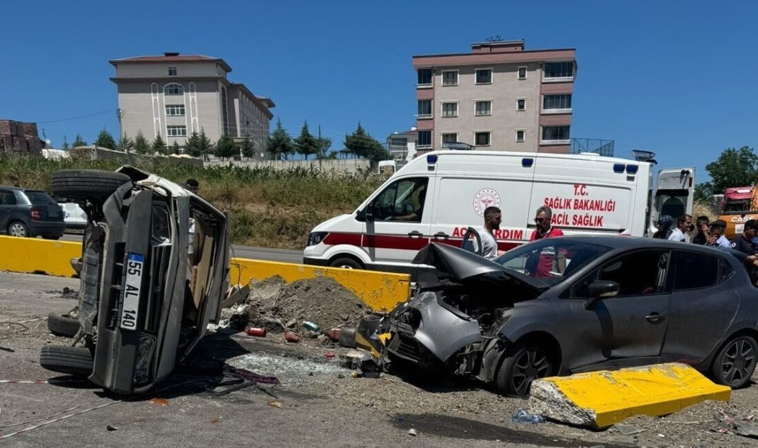 Samsun’un İlkadım ilçesinde meydana gelen trafik kazasında, iki otomobilin kavşakta