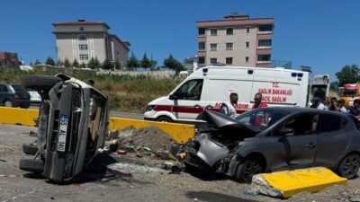 Samsun’un İlkadım ilçesinde meydana gelen trafik kazasında, iki otomobilin kavşakta