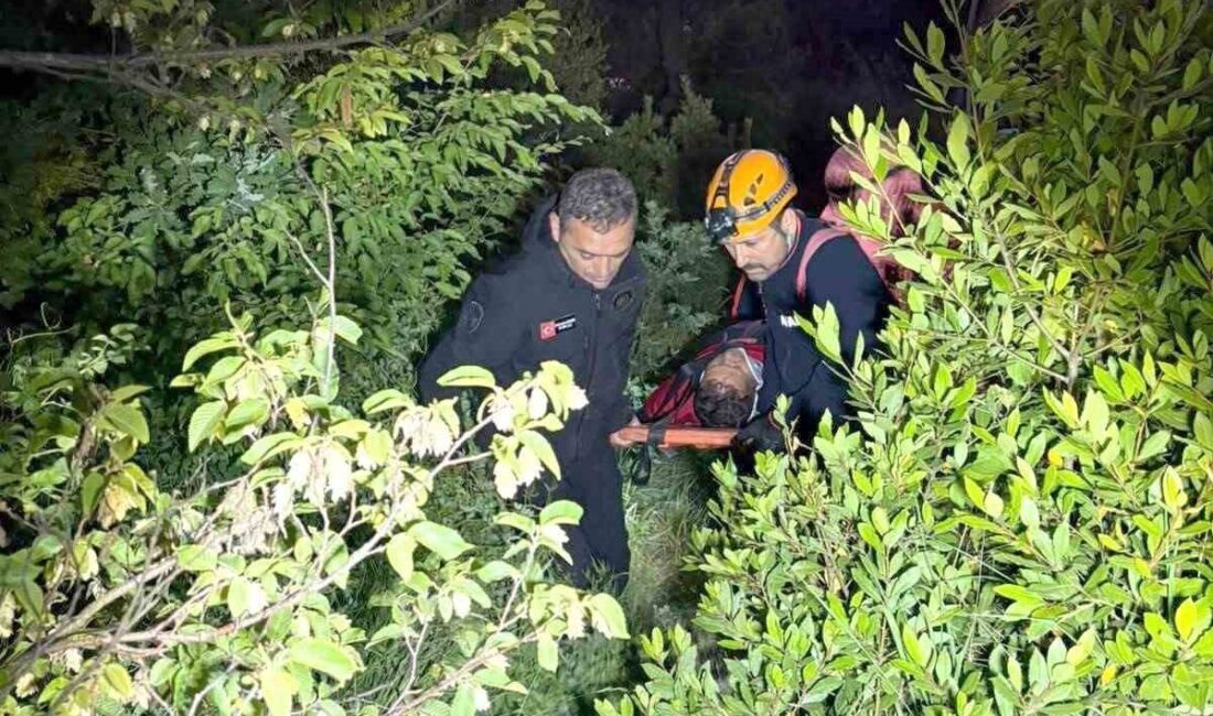Zonguldak’ın Kozlu ilçesinde balık avlamak için kayalıklara giden ve düşerek