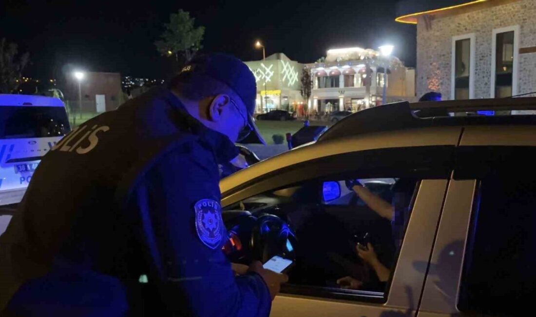 Kayseri’de emniyet güçleri, şehirdeki huzuru sağlamak amacıyla operasyon gerçekleştirdi. Kayseri