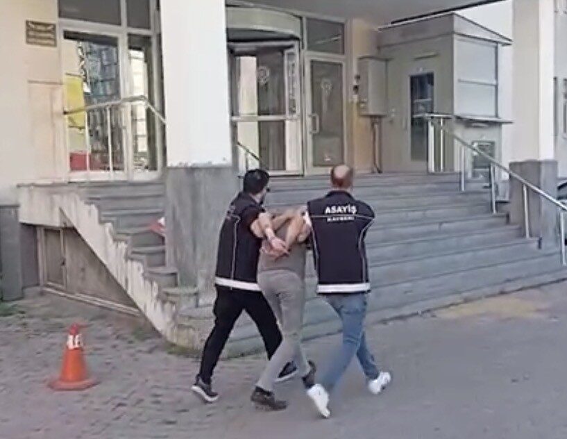Kayseri’de polis ekipleri tarafından gerçekleştirilen operasyonlarda, toplamda 14 yıl 2