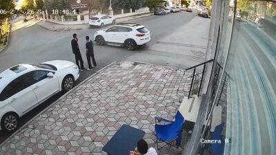 Elazığ ilinde ara yolculuğu yapan bir cip, kontrolsüz bir şekilde