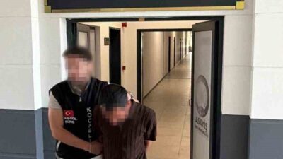 Gölcük ilçesinde bir vatandaşı kendisini polis olarak tanıtarak dolandıran şüpheli,