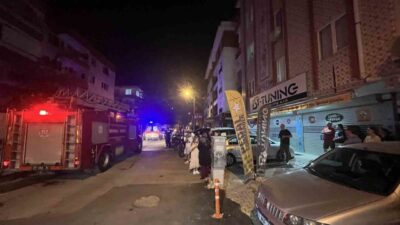 Antalya’nın Muratpaşa ilçesinde, kentsel dönüşüm sürecinde boşaltılan 4 katlı apartmanın