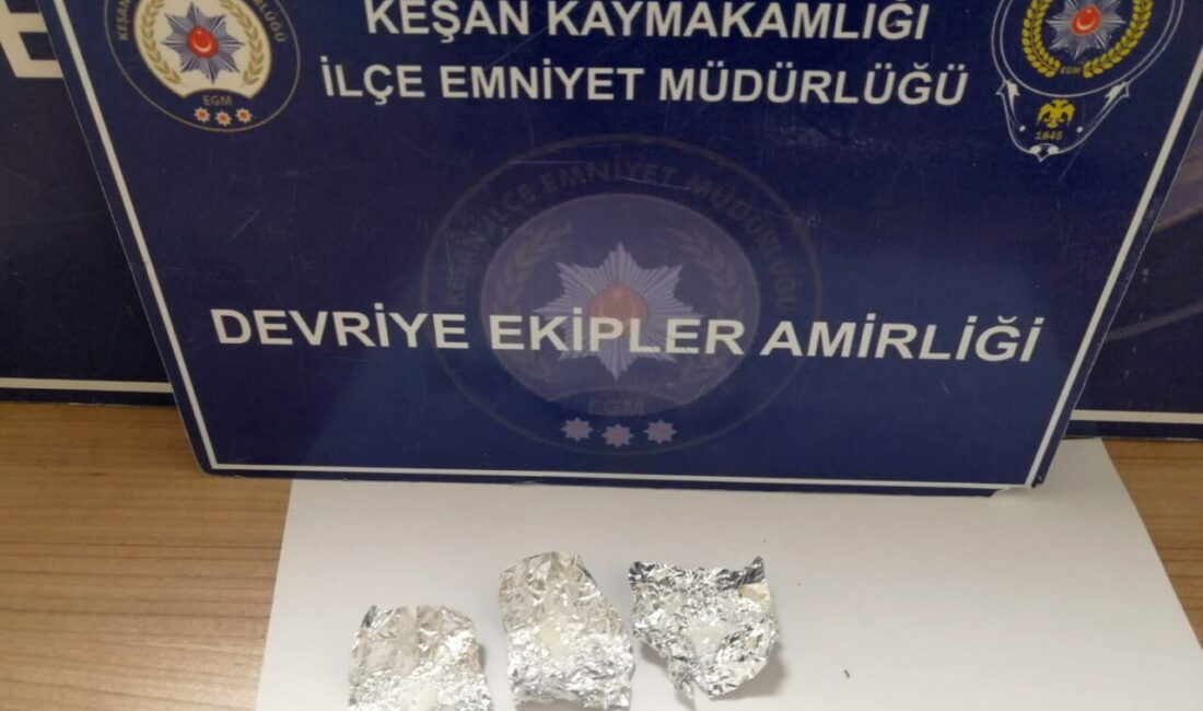 Keşan ilçesindeki İlçe Emniyet Müdürlüğü ekipleri, Yörük Mahallesi Huzur Sokak’ta