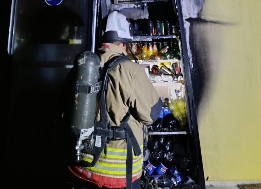 Hatay’ın Kırıkhan ilçesine bağlı Yalangoz Mahallesi’nde meydana gelen yangın sonucunda