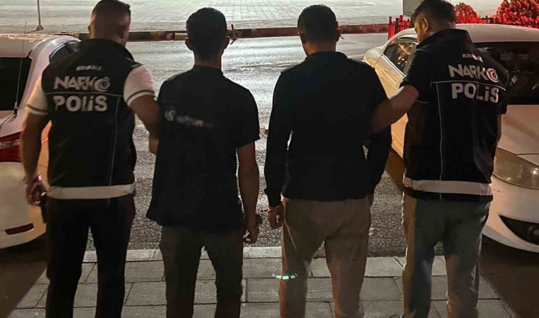 Kırıkkale’de polis ekipleri tarafından gerçekleştirilen uyuşturucu operasyonunda tutuklanan 2 şüpheli