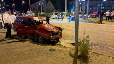 Karabük’te meydana gelen trafik kazasında, kırmızı ışık ihlali yapan bir
