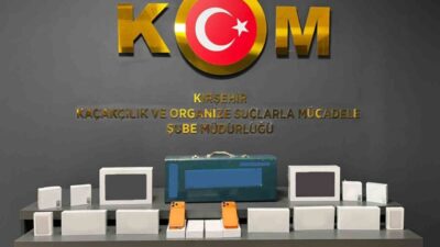 Kırşehir’de polis ekipleri tarafından gerçekleştirilen operasyonda, bir araçta yapılan aramada