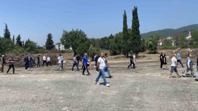 Körfez ilçesinde, Yavuz Sultan Selim Mahallesi sakinleri, yapılmak istenen tır