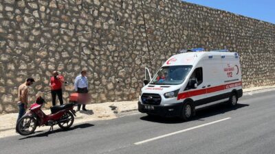 Besni ilçesinde meydana gelen bir olayda, bir motosiklet sürücüsü kaza