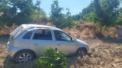 Bursa’nın İnegöl ilçesinde yaşanan trafik kazasında kontrolü kaybeden bir araç