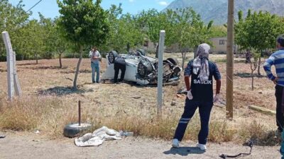 Elazığ’da bir sürücü, otomobilinin direksiyon kontrolünü kaybederek kaza yaptı ve