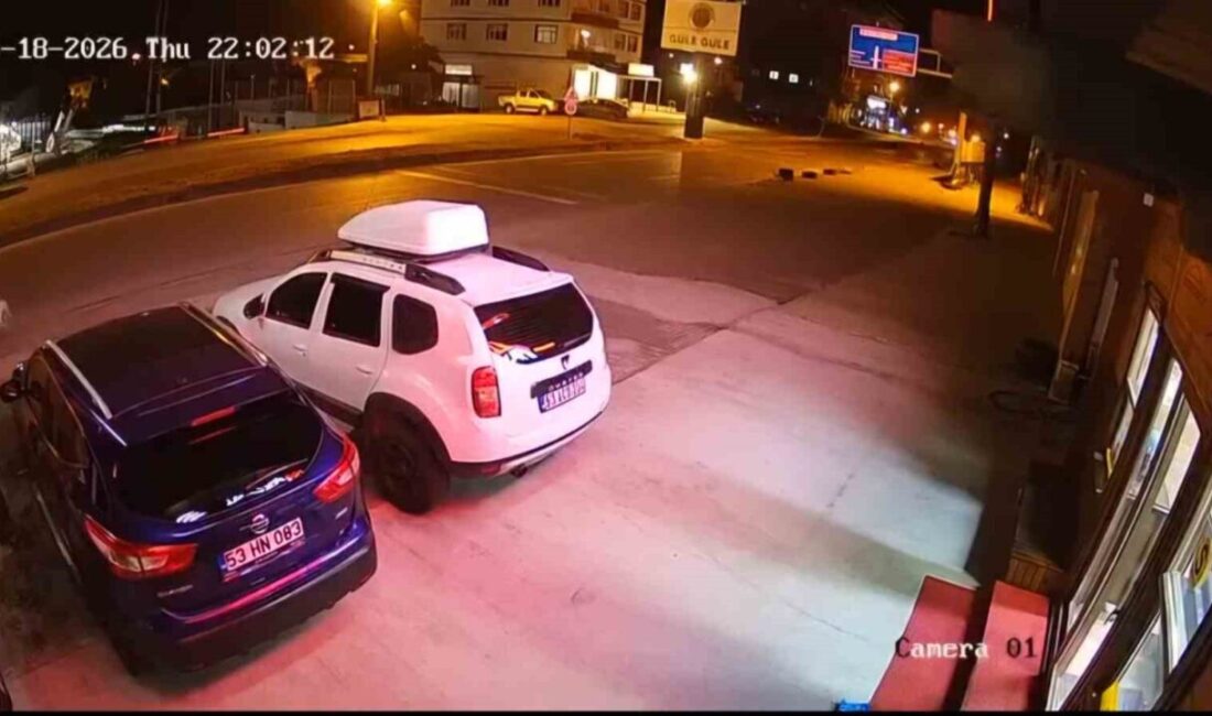 Rize’nin Pazar ilçesinde dün gece meydana gelen bir trafik kazasında