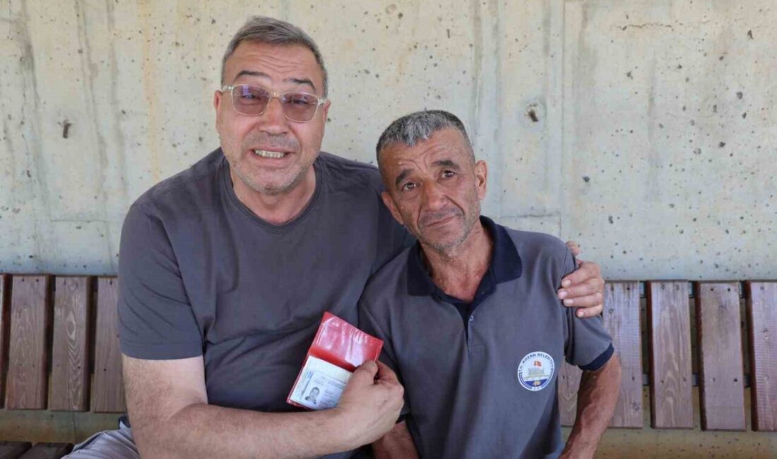 Almanya’dan tatil için memleketi Adana’nın Kozan ilçesine gelen Ünal Akdolan,