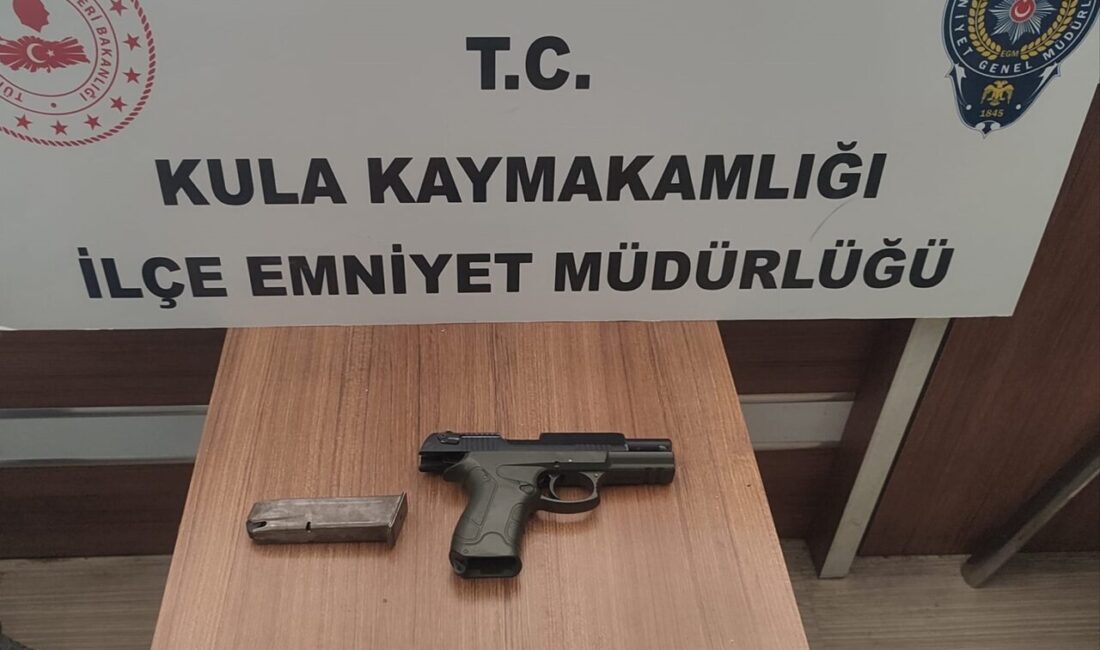 Manisa’nın Kula ilçesinde, İlçe Emniyet Müdürlüğü ekipleri suç ve suçlularla