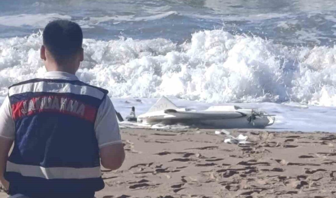 Kapısuyu Plajı, Bartın ile Kastamonu illeri arasındaki sınır bölgesinde bulunmakta