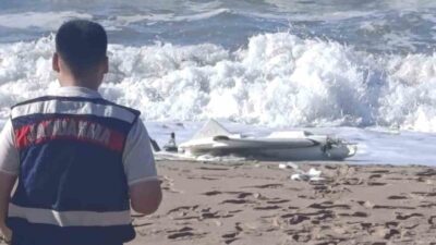 Kapısuyu Plajı, Bartın ile Kastamonu illeri arasındaki sınır bölgesinde bulunmakta